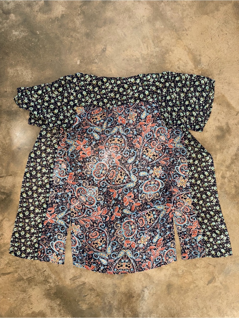 Very J Floral Paisley Open Front Kimono Cover Up Size Medium - Picture 4 of 9